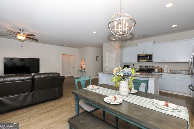 165 Woodpecker Pte, Danielsville, GA 30633