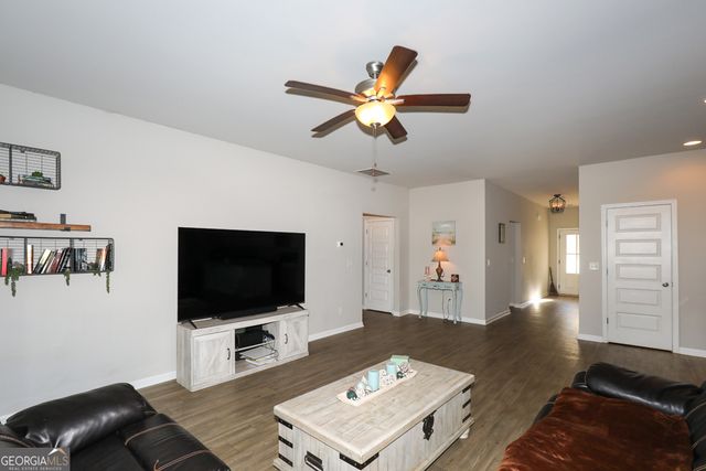 165 Woodpecker Pte, Danielsville, GA 30633