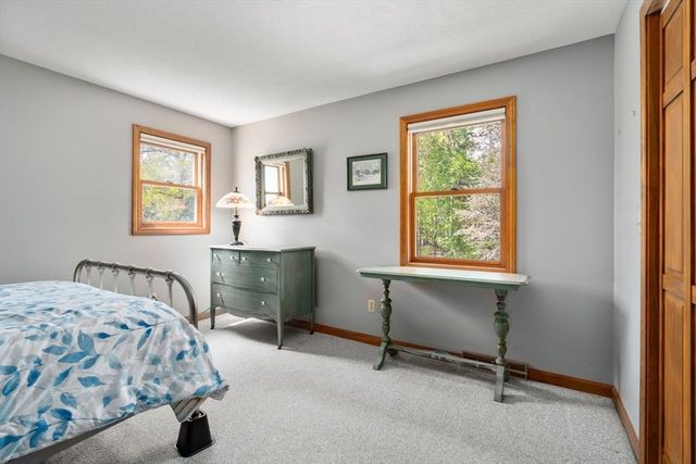 119 Pineridge Drive, Westfield, MA 01085
