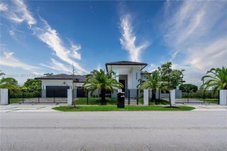 2610 SW 130th Avenue, Miami, FL 33175