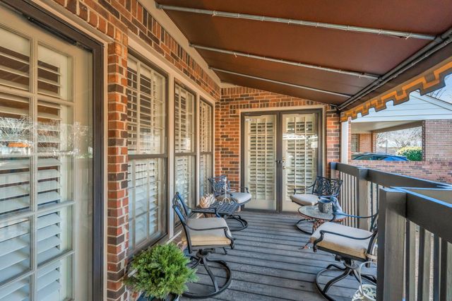 105 Longwood Pl, Nashville, TN 37215