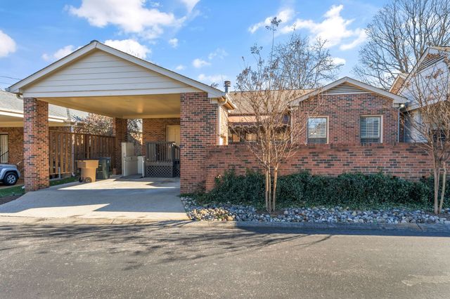 105 Longwood Pl, Nashville, TN 37215