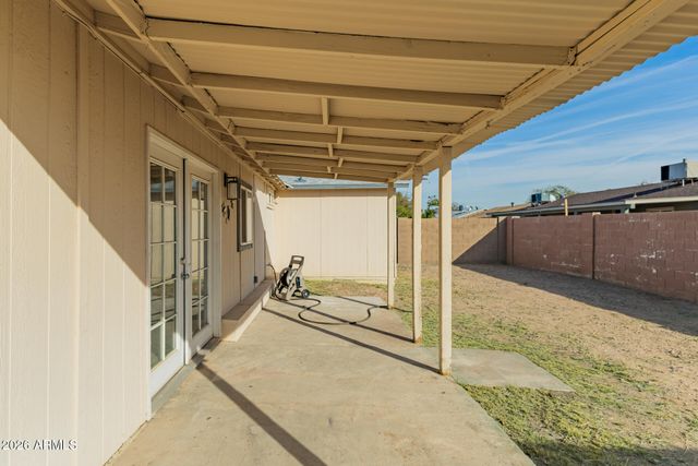8051 W MARIPOSA Drive, Phoenix, AZ 85033
