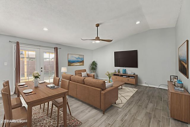 8051 W MARIPOSA Drive, Phoenix, AZ 85033