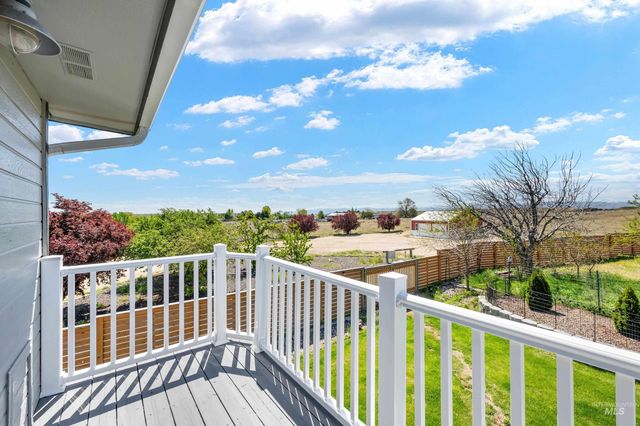 7657 Track Rd, Nampa, ID 83686