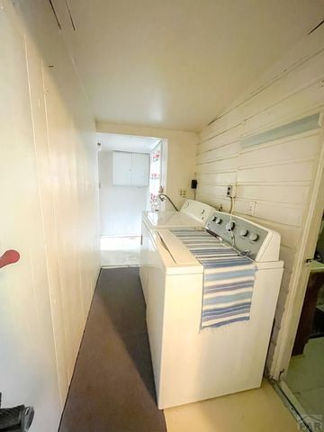 208 Lewis Ave, La Junta, CO 81050