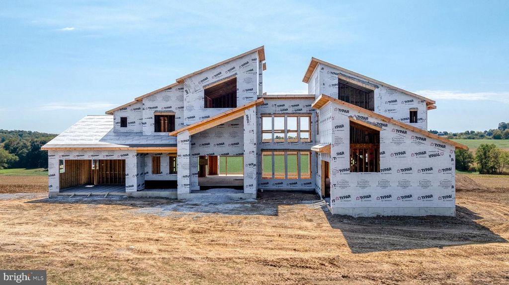 102 JAMESFIELD PL #LOT 4, Manheim, PA 17545