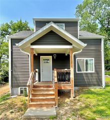 10643 Thorpe Avenue, St Louis, MO 63114