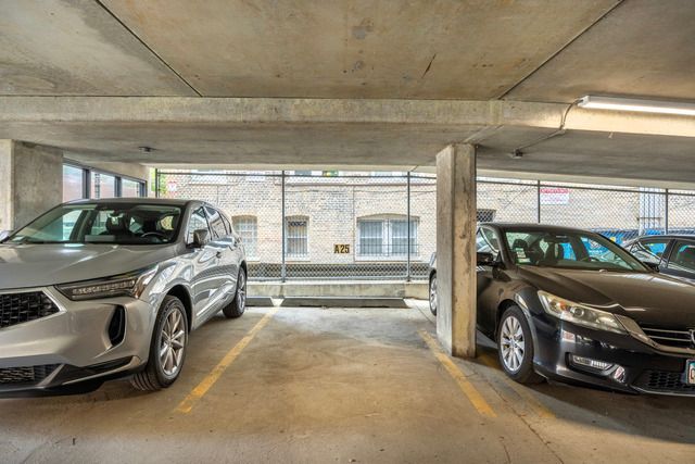 4970 N Marine Drive 1529, Chicago, IL 60640