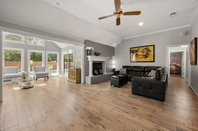 3404 Commander Court, Arlington, TX 76017