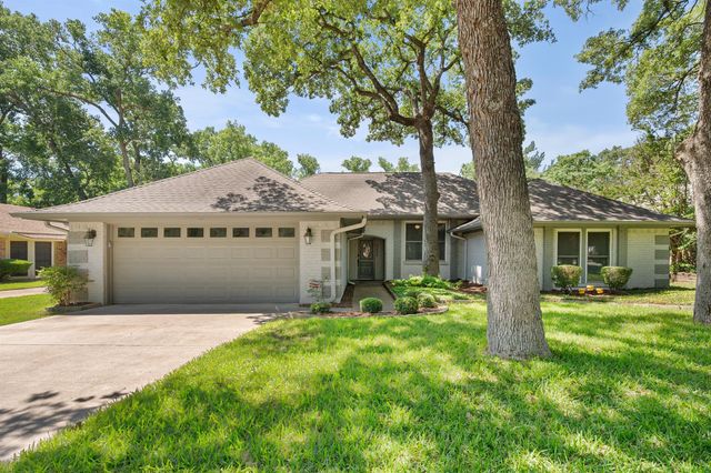 3404 Commander Court, Arlington, TX 76017