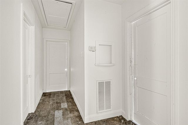 1202 N Roberson Street, Conroe, TX 77301