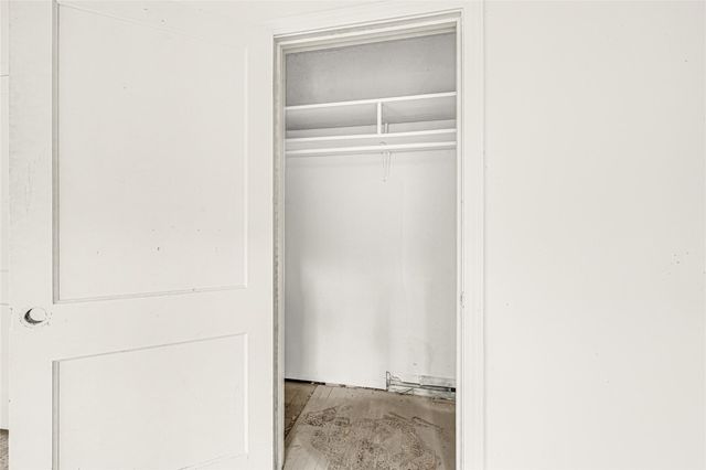 1202 N Roberson Street, Conroe, TX 77301