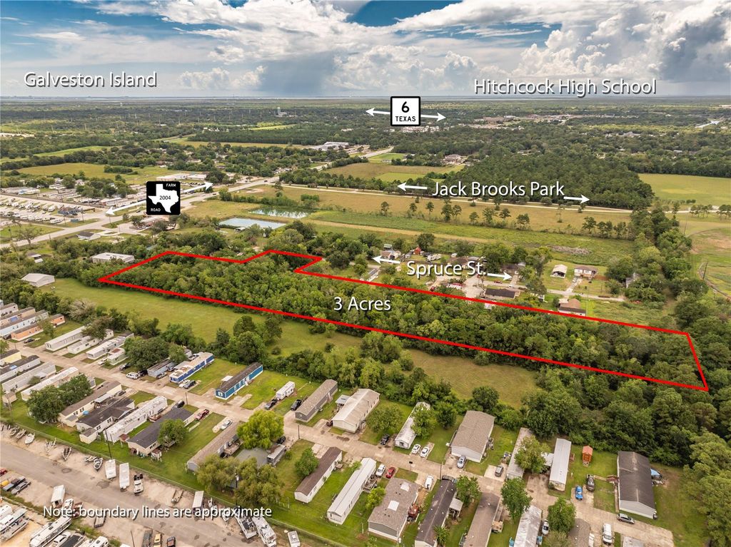 9002 Spruce Street, Hitchcock, TX 77563