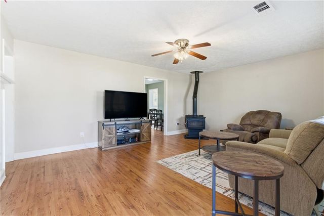 127 Springbrook Drive, Auburn, GA 30011