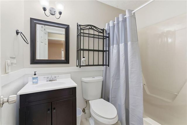 127 Springbrook Drive, Auburn, GA 30011