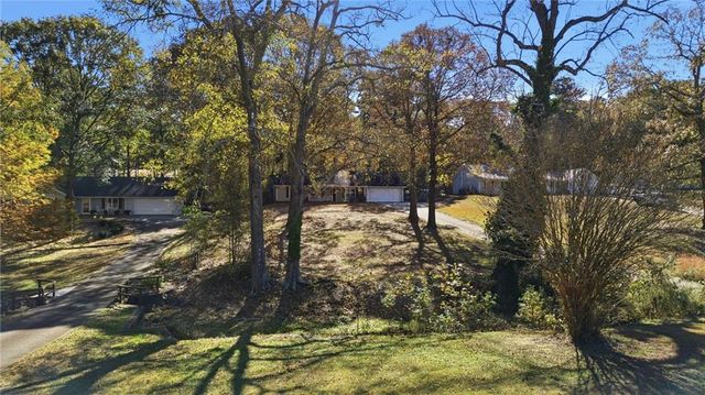 127 Springbrook Drive, Auburn, GA 30011