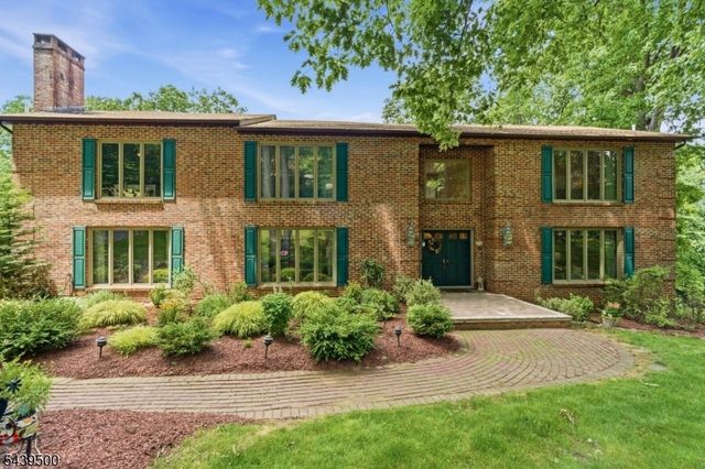 25 Timber Ln, Randolph Twp., NJ 07869