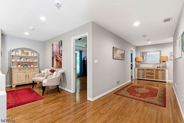 25 Timber Ln, Randolph Twp., NJ 07869
