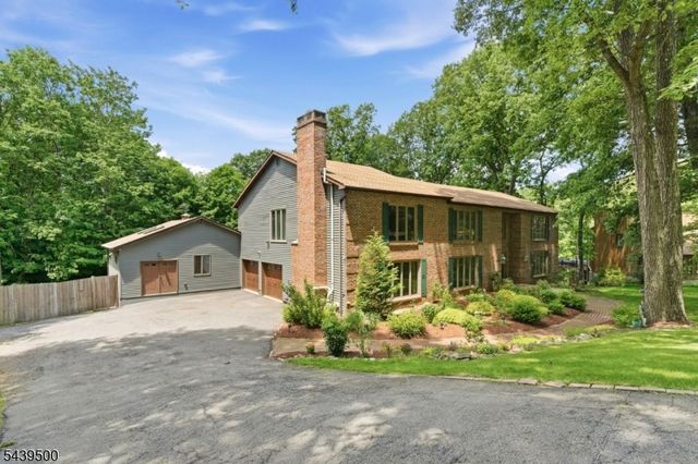 25 Timber Ln, Randolph Twp., NJ 07869