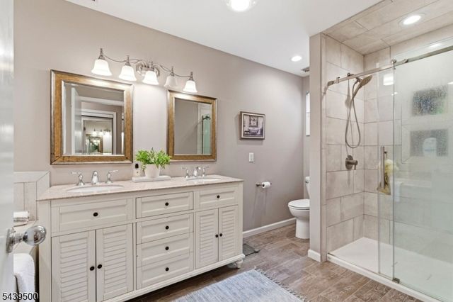 25 Timber Ln, Randolph Twp., NJ 07869