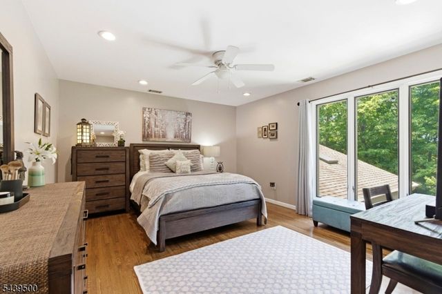 25 Timber Ln, Randolph Twp., NJ 07869