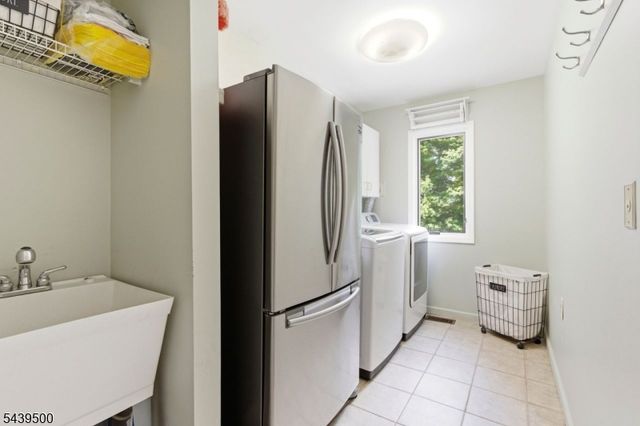 25 Timber Ln, Randolph Twp., NJ 07869