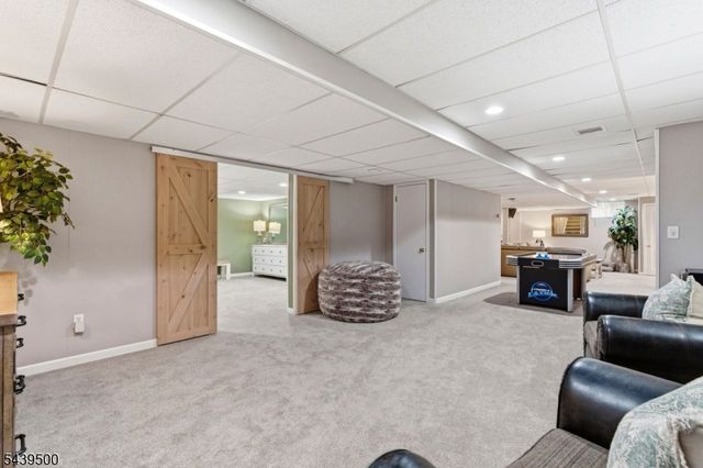25 Timber Ln, Randolph Twp., NJ 07869