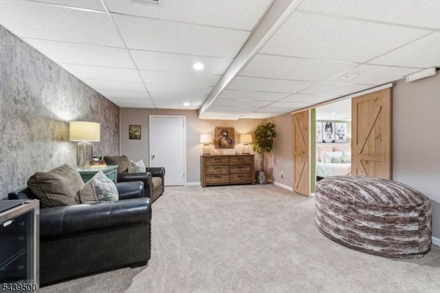 25 Timber Ln, Randolph Twp., NJ 07869