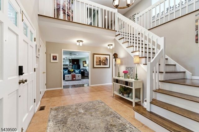 25 Timber Ln, Randolph Twp., NJ 07869
