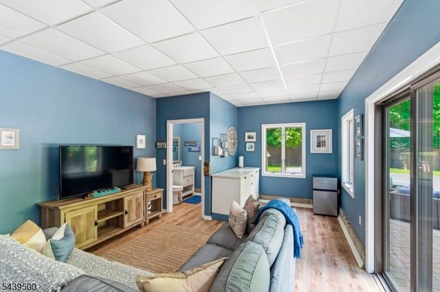 25 Timber Ln, Randolph Twp., NJ 07869