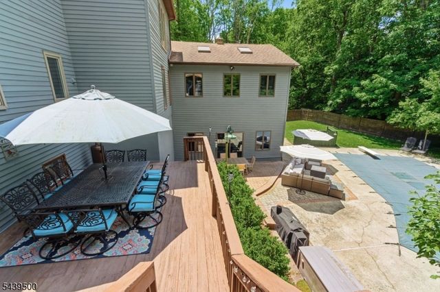 25 Timber Ln, Randolph Twp., NJ 07869