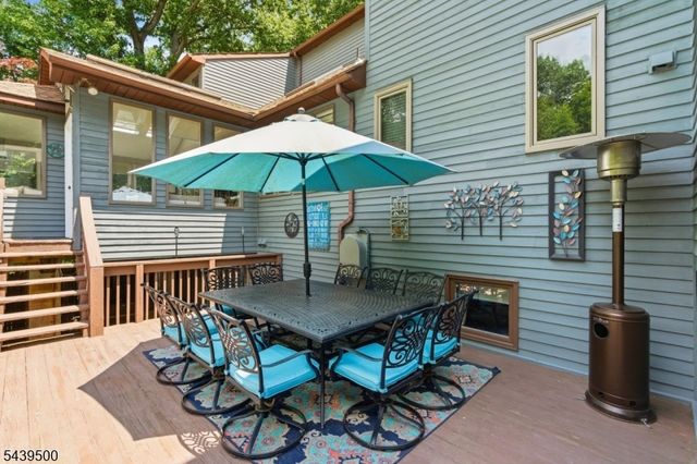 25 Timber Ln, Randolph Twp., NJ 07869