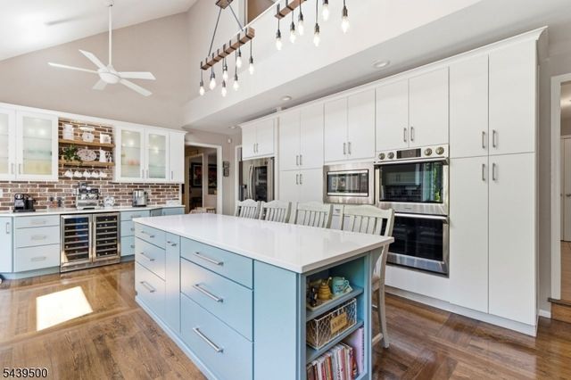 25 Timber Ln, Randolph Twp., NJ 07869