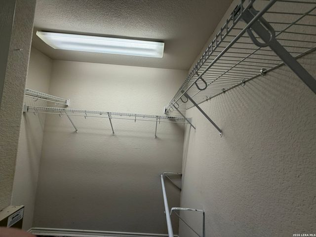 1323 Pinnacle Fls, San Antonio, TX 78260