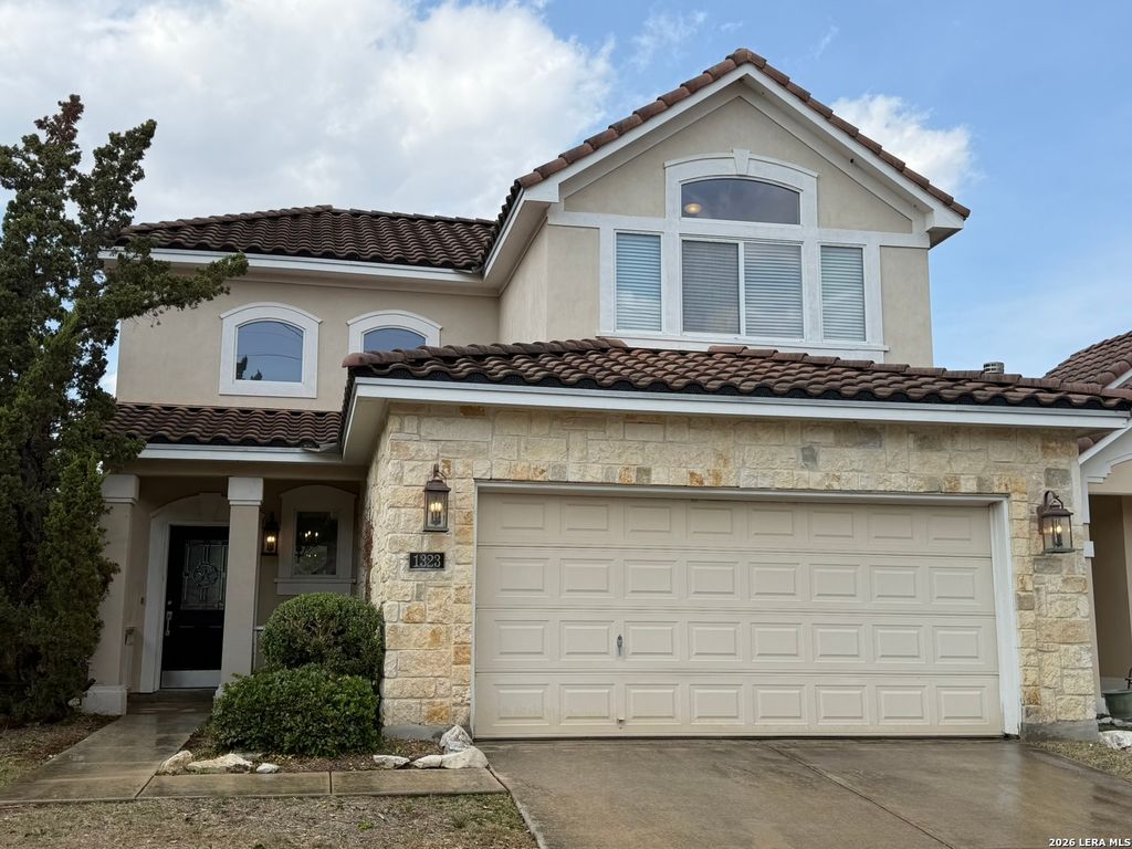 1323 Pinnacle Fls, San Antonio, TX 78260