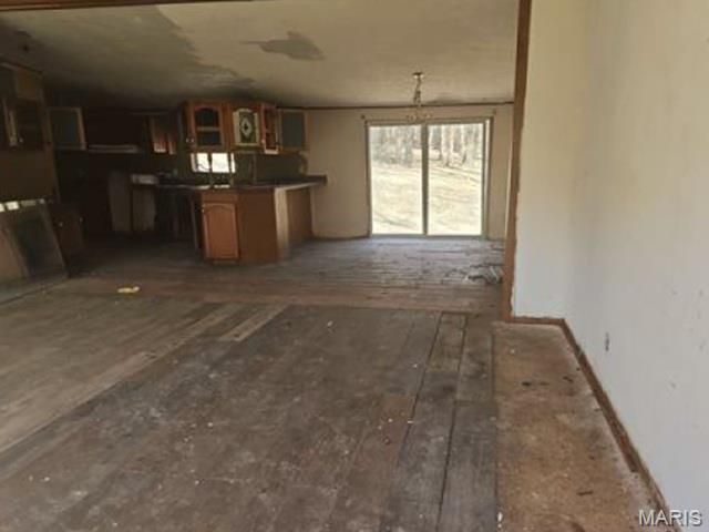 401 Hill Side Road, De Soto, MO 63020