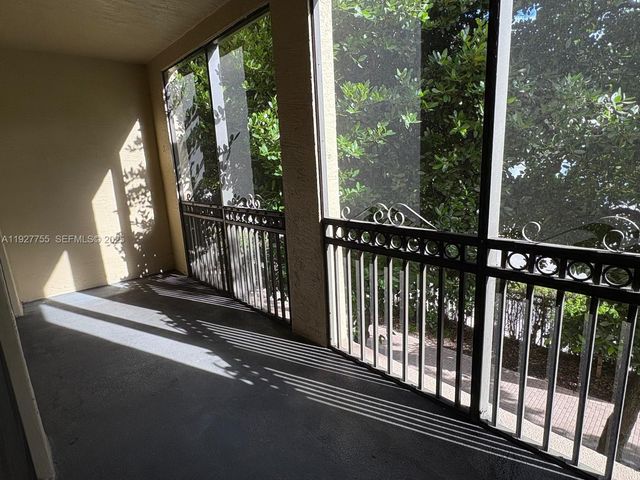 2900 NW 125th Ave 3-210, Sunrise, FL 33323