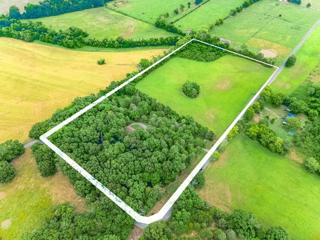 2756 Glasscock Rd, Lewisburg, TN 37091