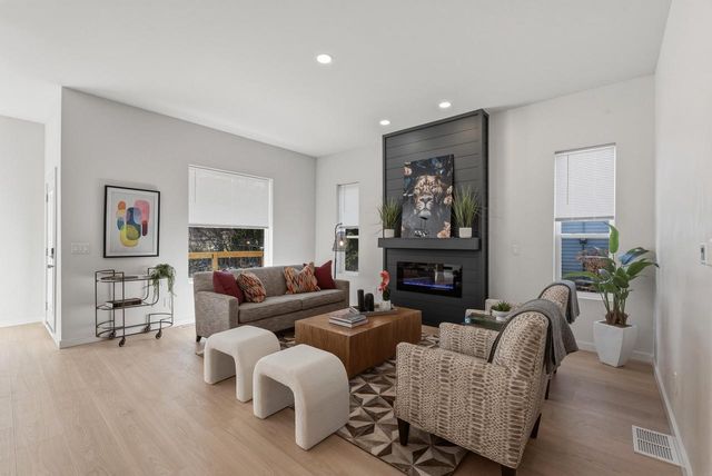 4013 W Parkland AVENUE, Brown Deer, WI 53209