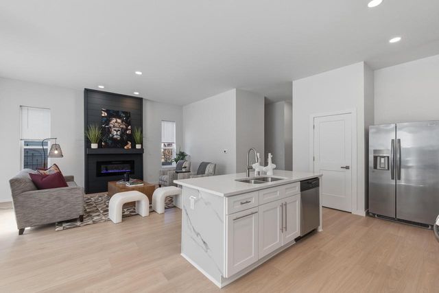 4013 W Parkland AVENUE, Brown Deer, WI 53209