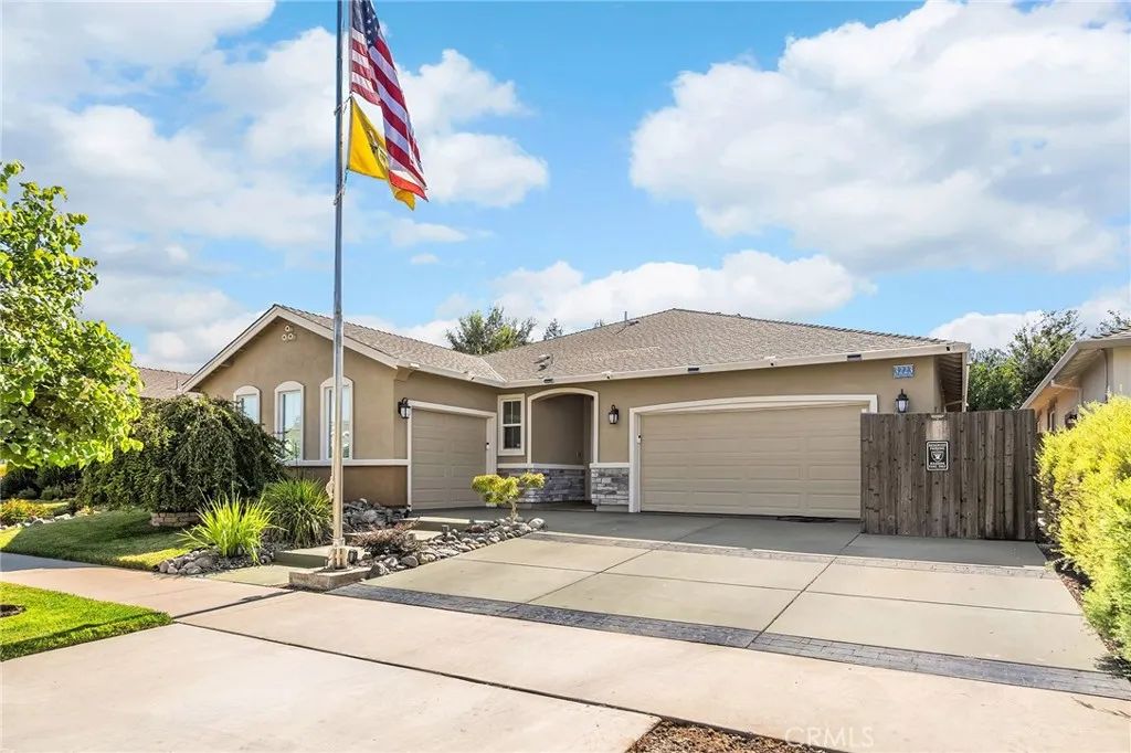 3223 Sespe Creek Way, Chico, CA 95973