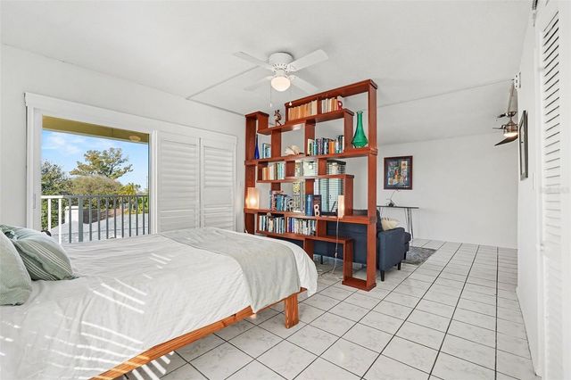 1700 PASS A GRILLE WAY 9, St Pete Beach, FL 33706