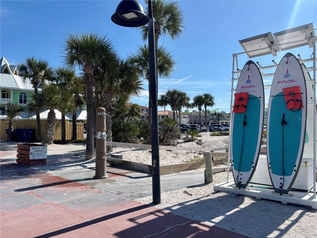 1700 PASS A GRILLE WAY 9, St Pete Beach, FL 33706