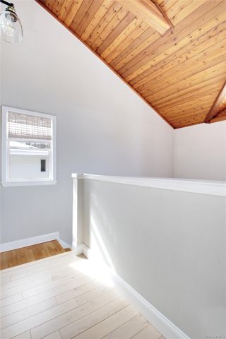 125 Walnut Road, Kings Park, NY 11754