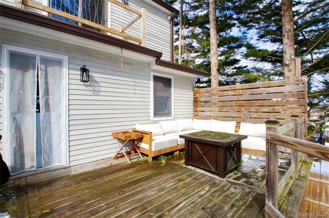 125 Walnut Road, Kings Park, NY 11754