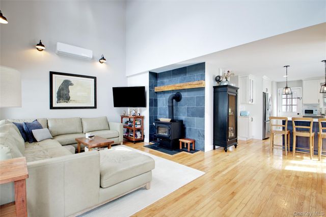 125 Walnut Road, Kings Park, NY 11754