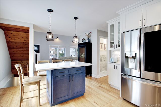 125 Walnut Road, Kings Park, NY 11754