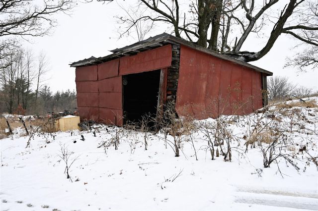 8492 Gibson Avenue, Lake, MI 48632