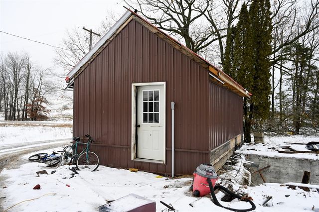 8492 Gibson Avenue, Lake, MI 48632